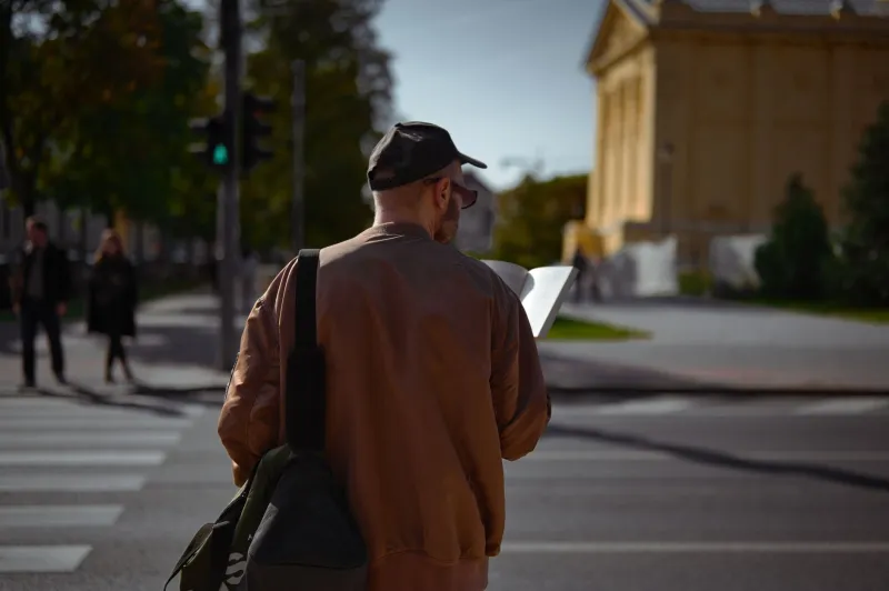 No Signal Required: Portraits of Travelers Who Still Find Their Way the Old Way