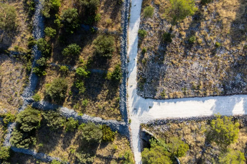 The Roads That Don't Exist on Any Map (But Everyone Local Knows)